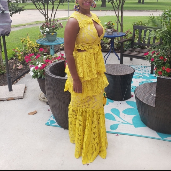 Dress - Picture 1 of 1